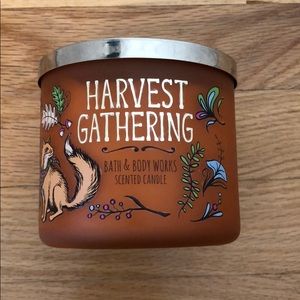 Bath & Body Works Candle - Harvest Gathering